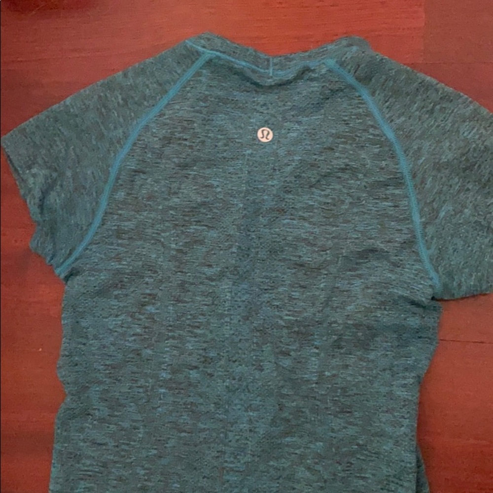 lululemon shirt